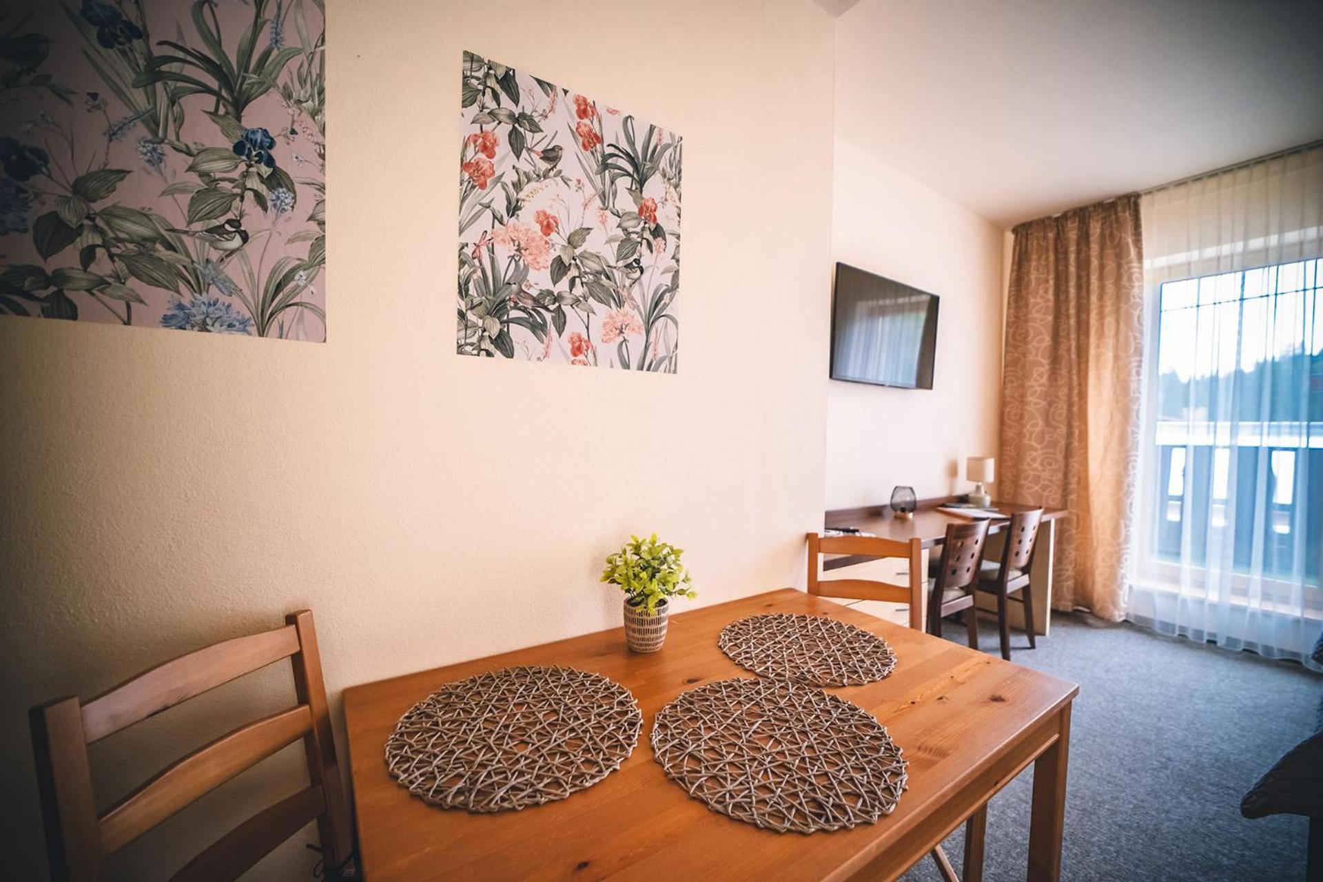 Wellness & Spa Hotel Certov Eksteriør billede