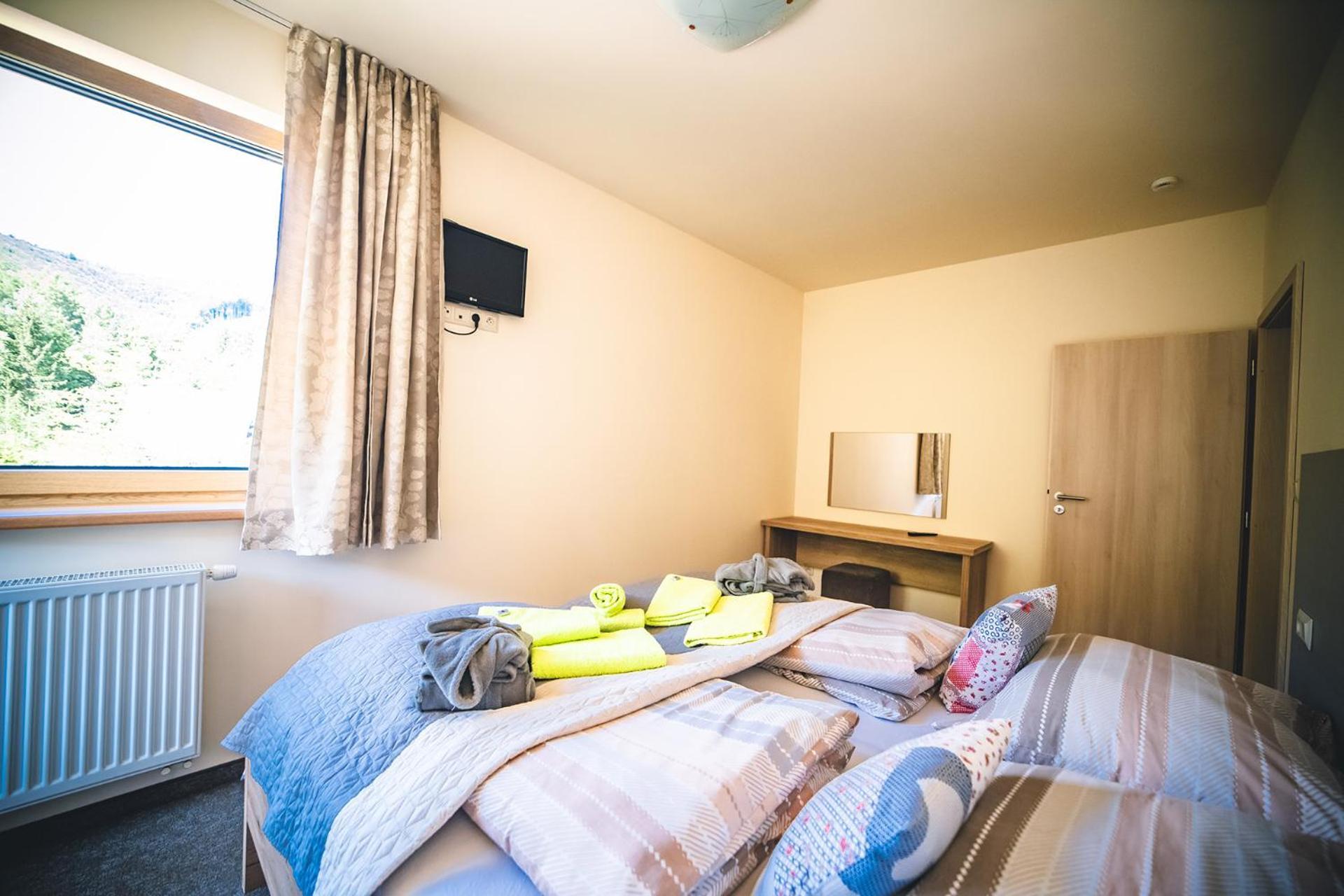 Wellness & Spa Hotel Certov Eksteriør billede