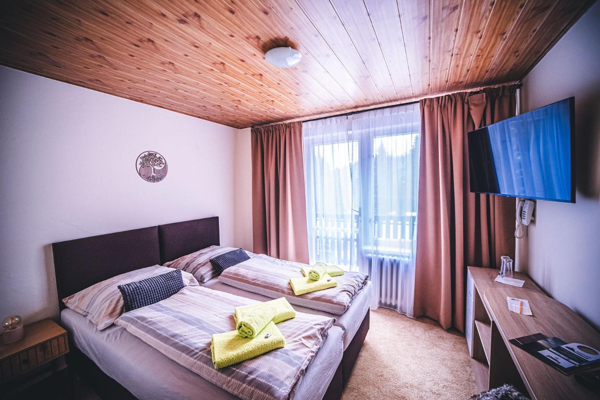 Wellness & Spa Hotel Certov Eksteriør billede