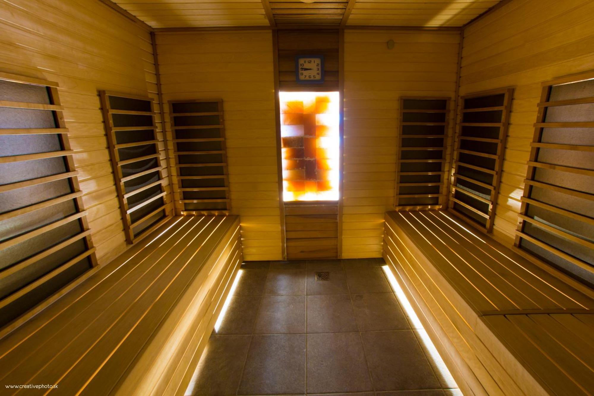 Wellness & Spa Hotel Certov Eksteriør billede